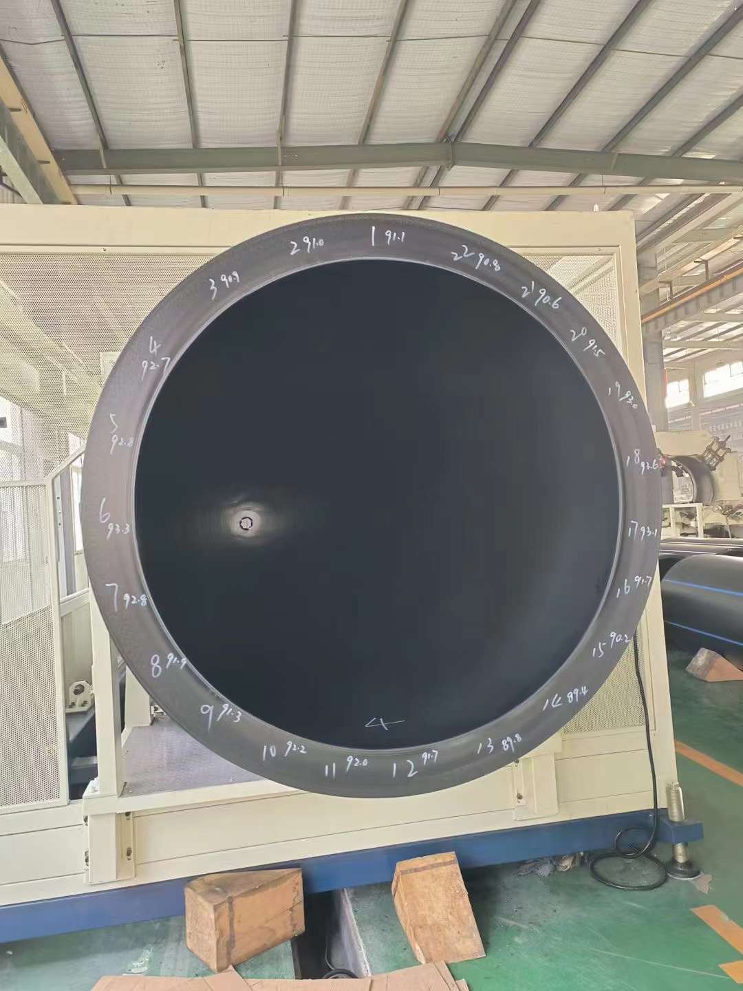 Rør med høj tykkelse og stor diameter: Sådan undgår du nedbøjning i rørekstrudering