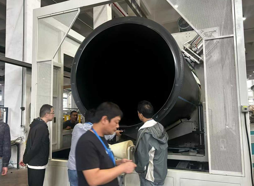 HDPE-rør med højere diameter og køleproblemer